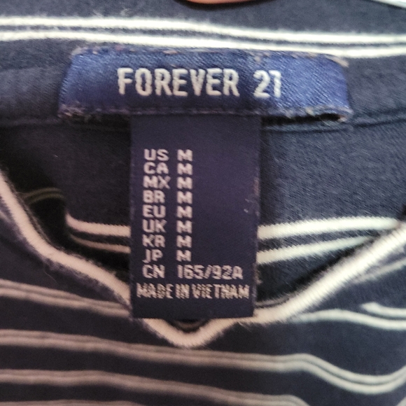 F21 navy blue and white stripped mock neck long sleeved crop top - Picture 2 of 2